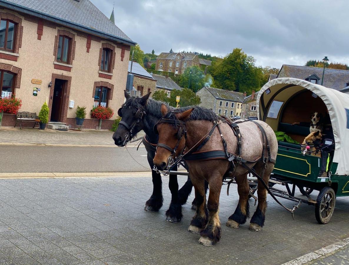 Au Fil De L'Eau Hotel Grupont Екстериор снимка