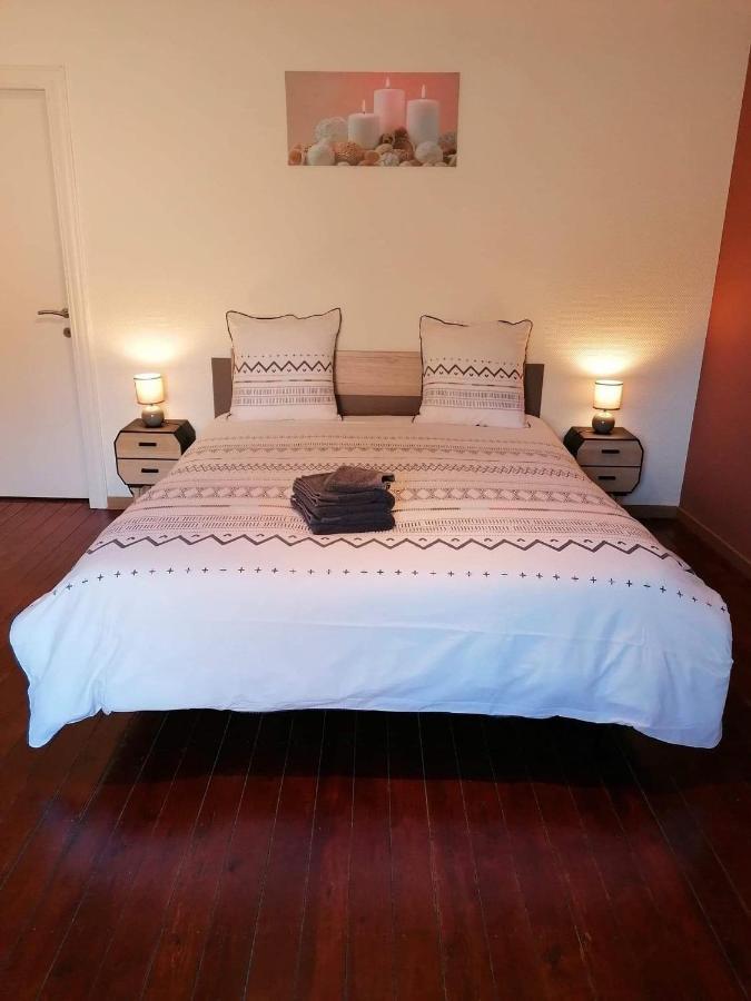Au Fil De L'Eau Hotel Grupont Екстериор снимка